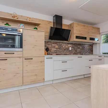 Σπίτι διακοπών House Loncar *