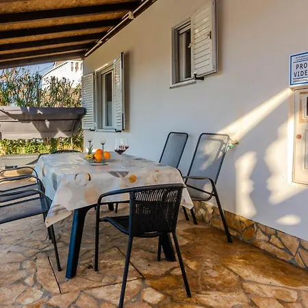 Ferienhaus House Loncar Vir