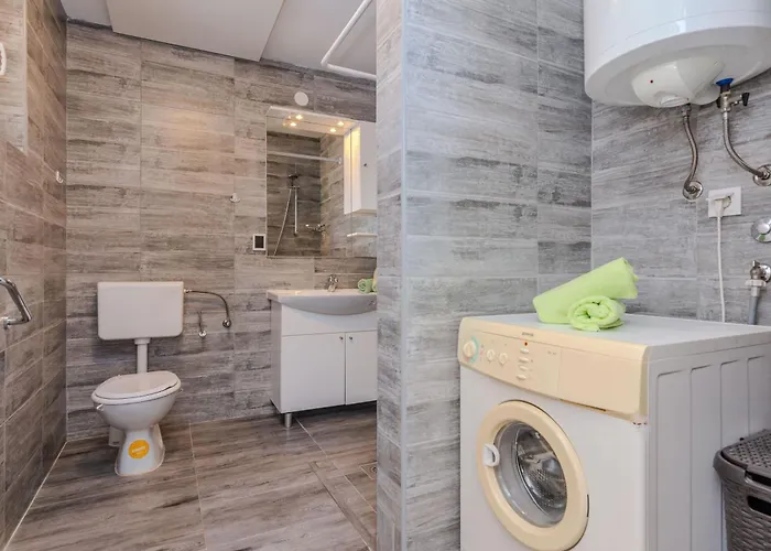 House Loncar Дом отдыха Вир